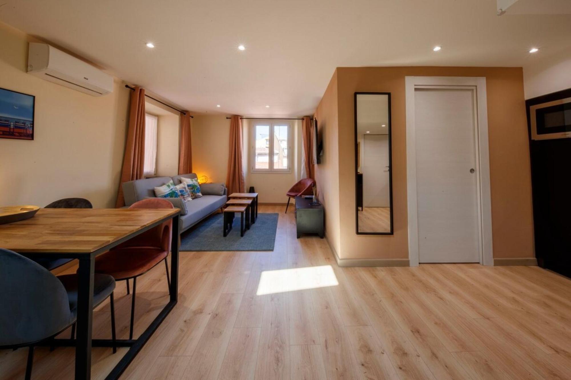 Cœur du Vieux Nice: bel appartement moderne rénové Exterior foto